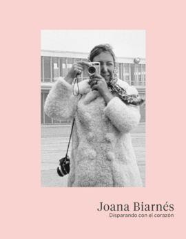 JOANA BIARNéS. DISPARANDO CON EL CORAZóN | 9788417056087 | BIARNéS, JOANA